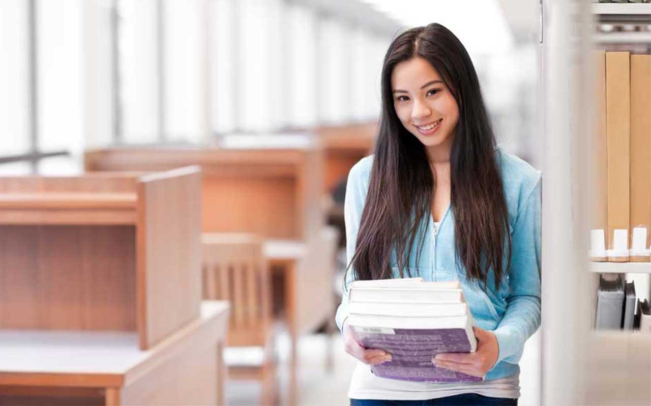 a university student preparing to study